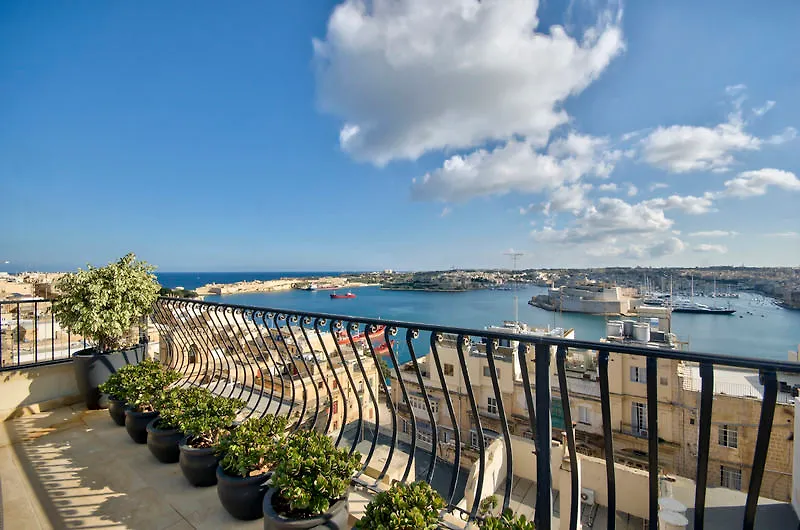 Palazzo Prince D'Orange Valletta Apartment